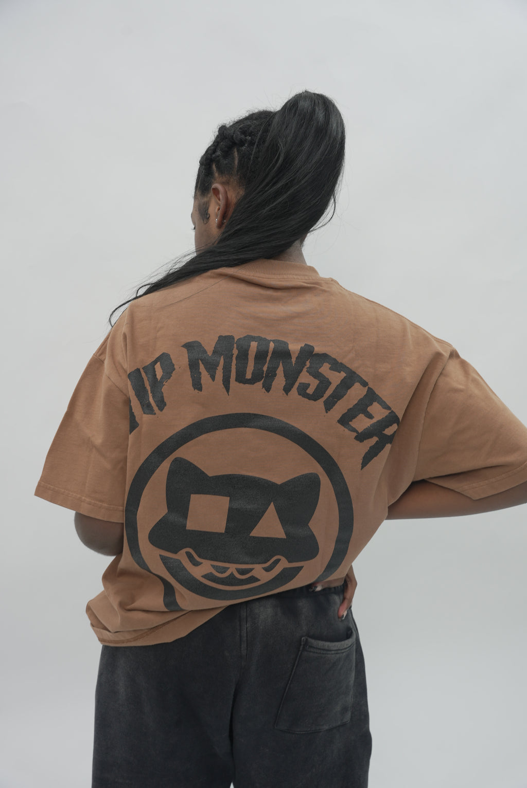 BROWN VIP MONSTER T SHIRT